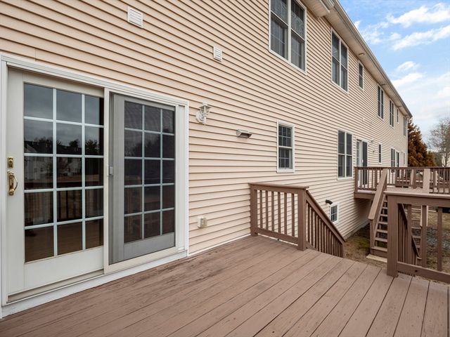 36 Knowlton Cir 1, Upton, MA 01568