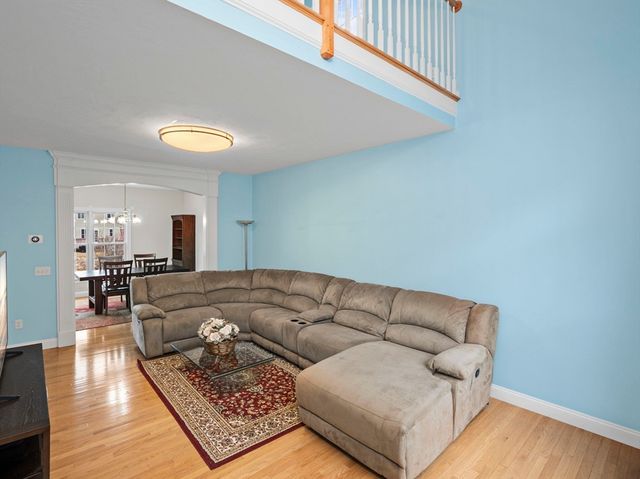 36 Knowlton Cir 1, Upton, MA 01568