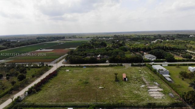 22135 SW 260th St, Homestead, FL 33031