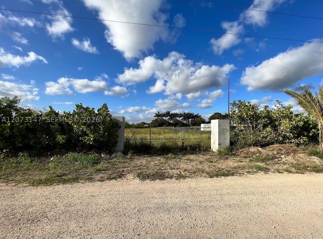 22135 SW 260th St, Homestead, FL 33031