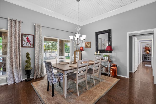 3913 Fairway Drive, De Cordova, TX 76049