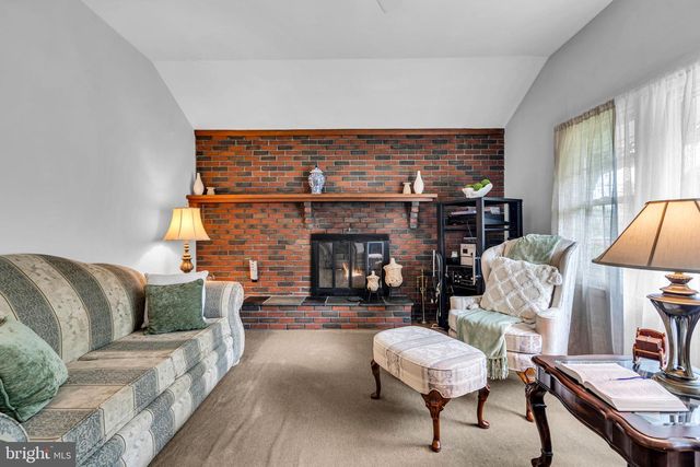100 MANSFIELD BLVD S, Cherry Hill, NJ 08034