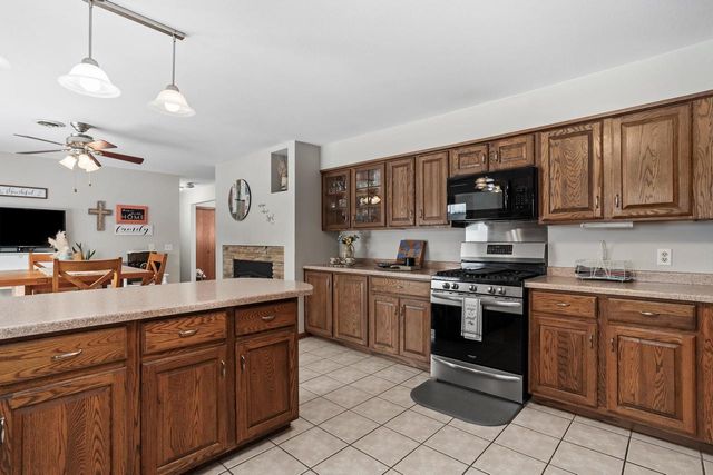W8288 & W8292 Kent Road, Poynette, WI 53955