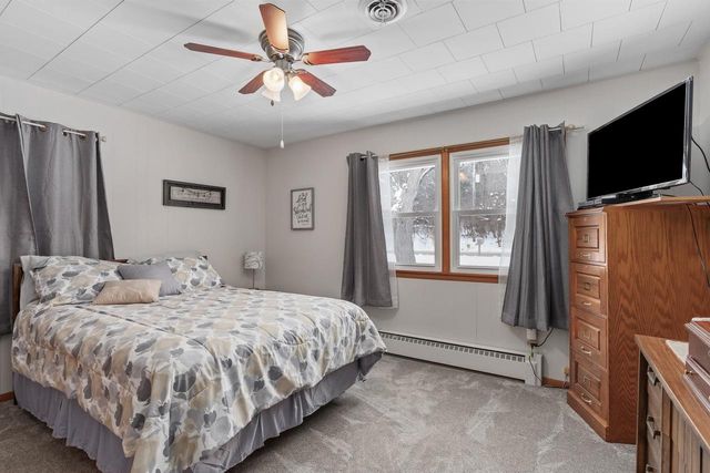 W8288 & W8292 Kent Road, Poynette, WI 53955