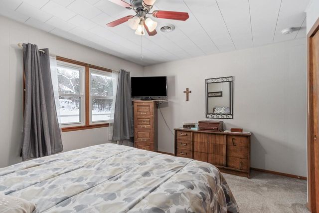 W8288 & W8292 Kent Road, Poynette, WI 53955