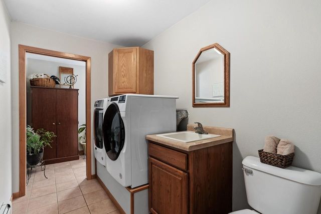 W8288 & W8292 Kent Road, Poynette, WI 53955