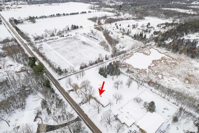 W8288 & W8292 Kent Road, Poynette, WI 53955