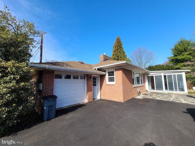 6 COUNCIL TRL, Wilmington, DE 19810