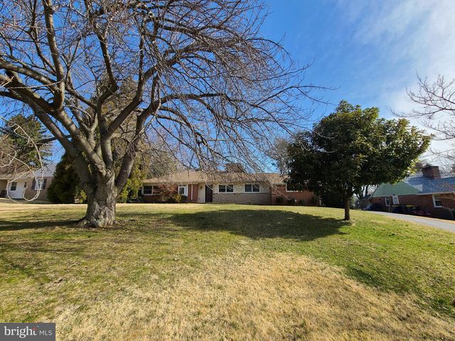 6 COUNCIL TRL, Wilmington, DE 19810