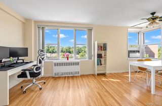 18-50 211th Street 6B, Bayside, NY 11360
