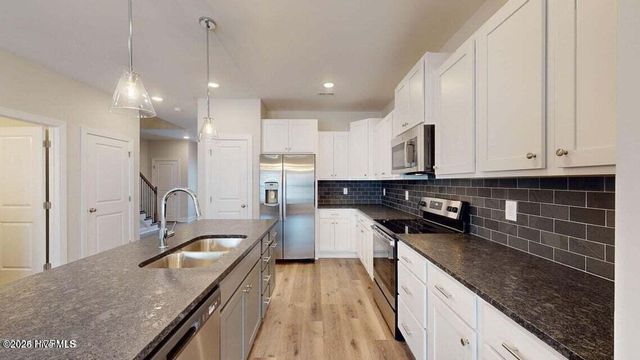 1909 Newbury Way C, Greenville, NC 27834