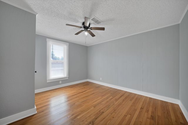 2724 E 12th Street, Fort Worth, TX 76111