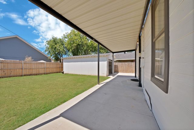 2724 E 12th Street, Fort Worth, TX 76111