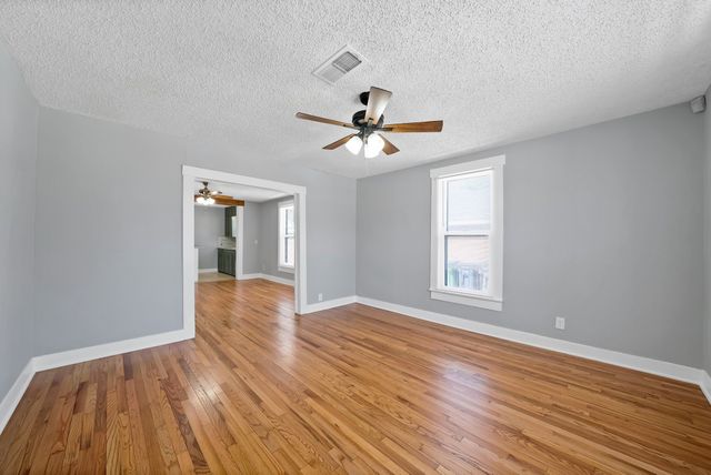 2724 E 12th Street, Fort Worth, TX 76111