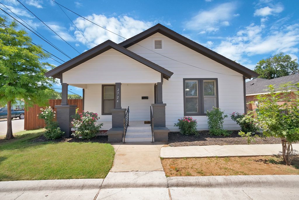 2724 E 12th Street, Fort Worth, TX 76111