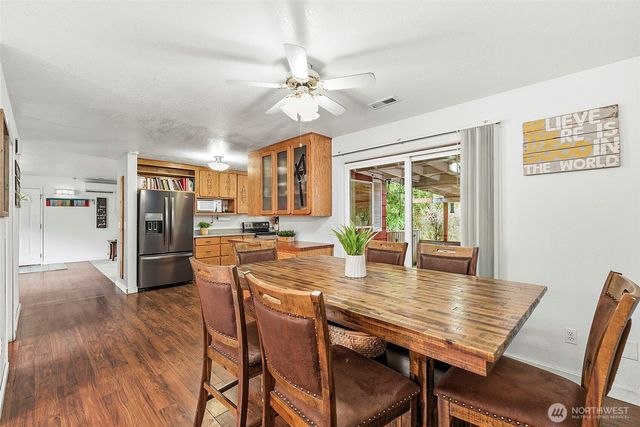 33811 87th Avenue S, Roy, WA 98580