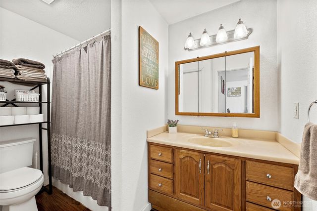 33811 87th Avenue S, Roy, WA 98580