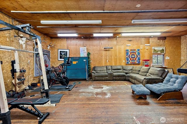 33811 87th Avenue S, Roy, WA 98580