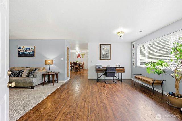 33811 87th Avenue S, Roy, WA 98580