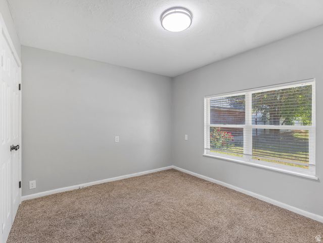 1057 DOXEY ST, Ogden, UT 84403