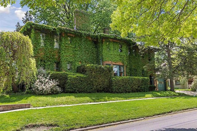 224 N Prospect Street, Rockford, IL 61107