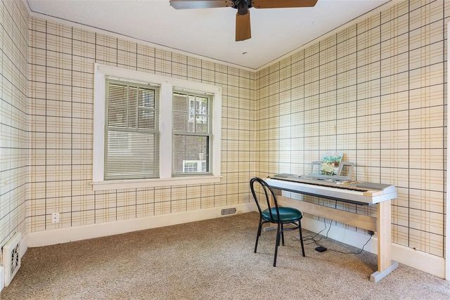 224 N Prospect Street, Rockford, IL 61107