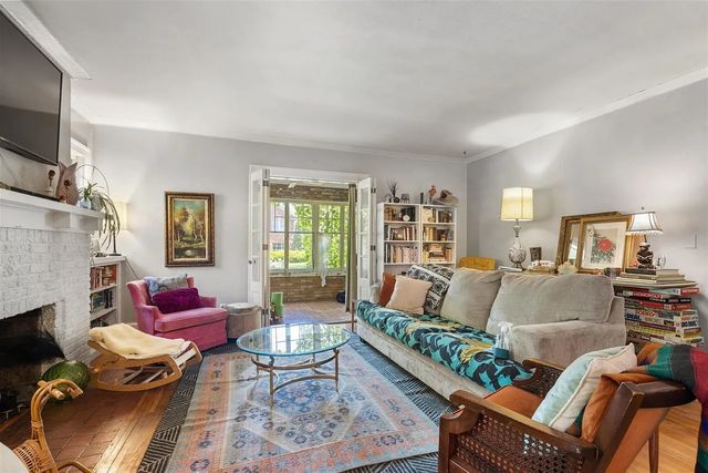 224 N Prospect Street, Rockford, IL 61107