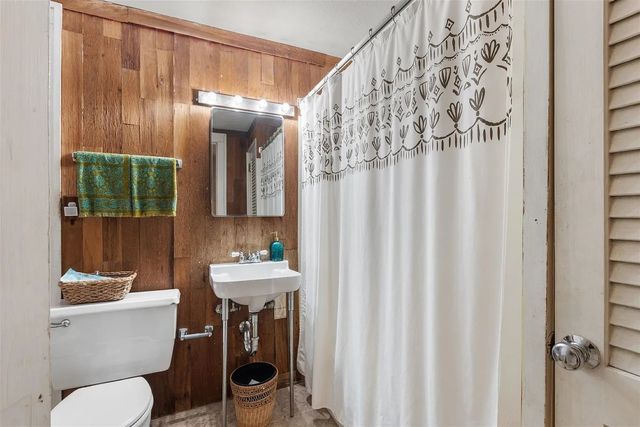 224 N Prospect Street, Rockford, IL 61107