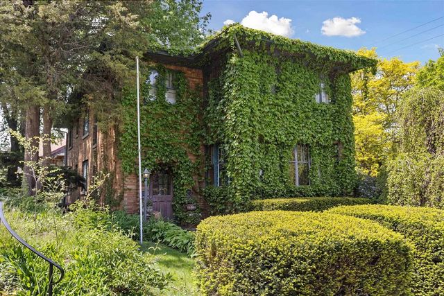 224 N Prospect Street, Rockford, IL 61107