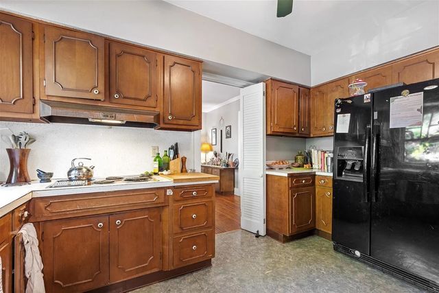 224 N Prospect Street, Rockford, IL 61107