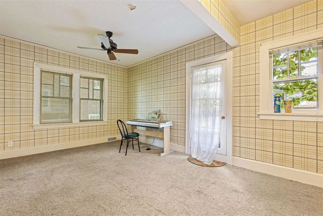 224 N Prospect Street, Rockford, IL 61107