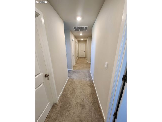 1011 STUBB Rd, Woodburn, OR 97071