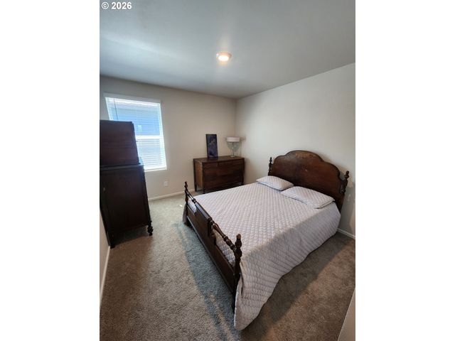 1011 STUBB Rd, Woodburn, OR 97071