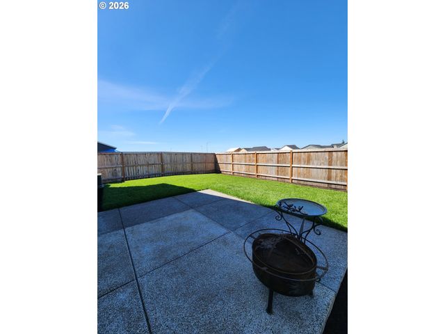 1011 STUBB Rd, Woodburn, OR 97071
