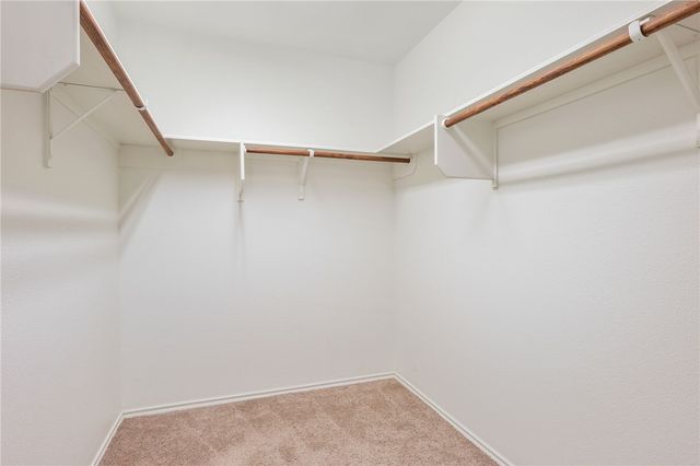 604 Heritage Drive, Navasota, TX 77868