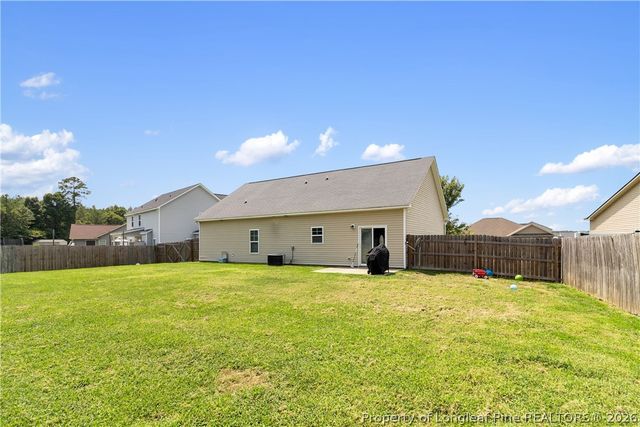 1082 Saint Johns Loop Road, Raeford, NC 28376