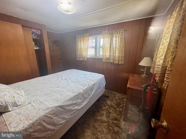 5122 SERENITY LN, Chincoteague Island, VA 23336