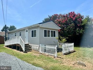 5122 SERENITY LN, Chincoteague Island, VA 23336