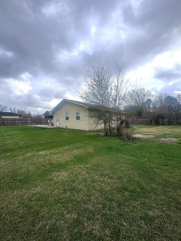 3103 Illinois Street, Fresno, TX 77545