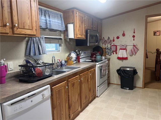 57 DEVILLE CUTOFF Road, Deville, LA 71328