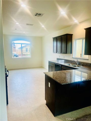 147 Squaw Valley, Merced, CA 95341