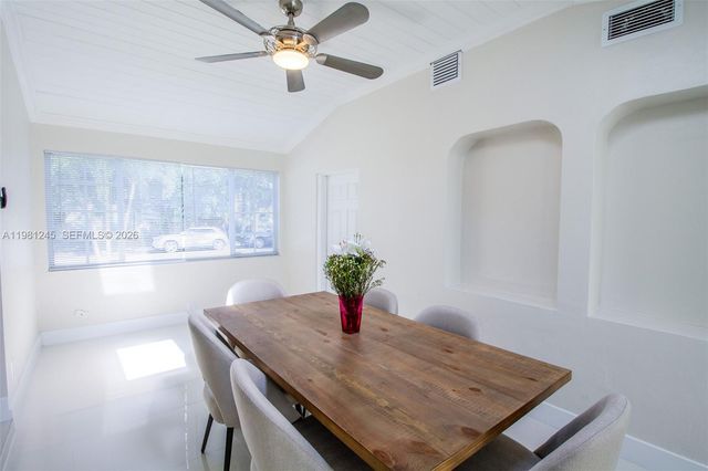 2727 Calusa St, Miami, FL 33133