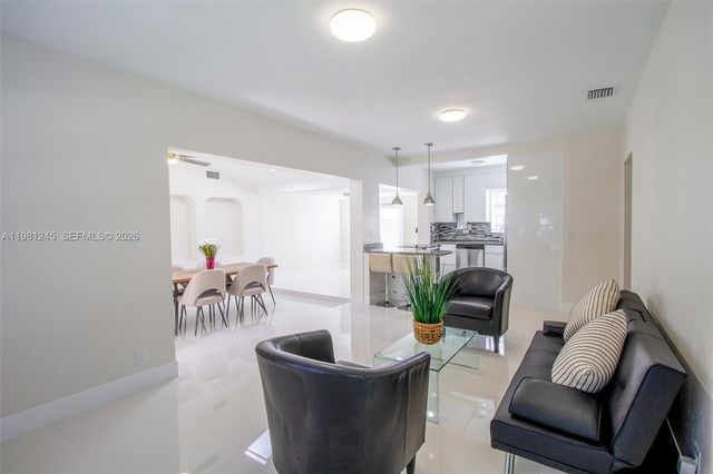 2727 Calusa St, Miami, FL 33133