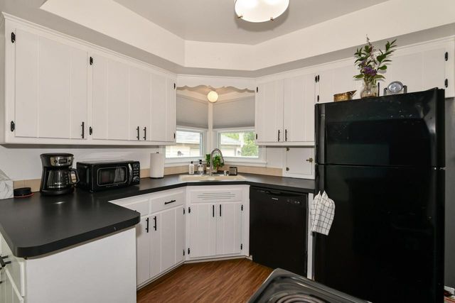 8100 W Lynmar TERRACE, Milwaukee, WI 53222