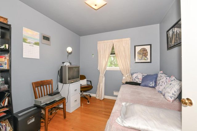 8100 W Lynmar TERRACE, Milwaukee, WI 53222