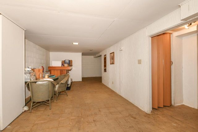 8100 W Lynmar TERRACE, Milwaukee, WI 53222