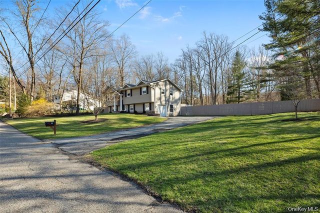 3 Bell Court, Airmont, NY 10901