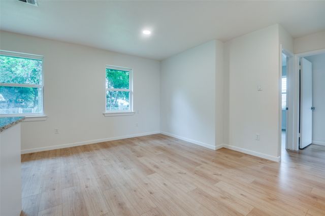 424 Stonewall Drive, Euless, TX 76039