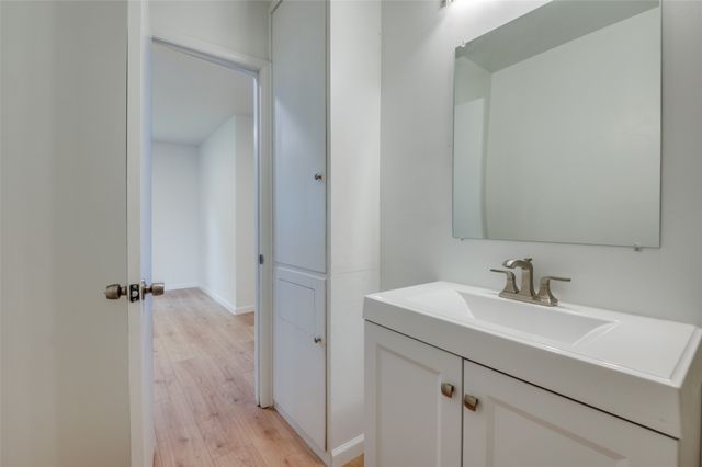 424 Stonewall Drive, Euless, TX 76039