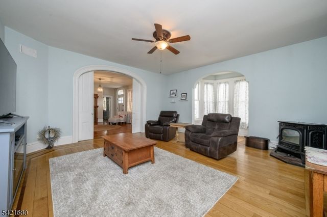 124 Rymon Rd, Washington Twp., NJ 07882